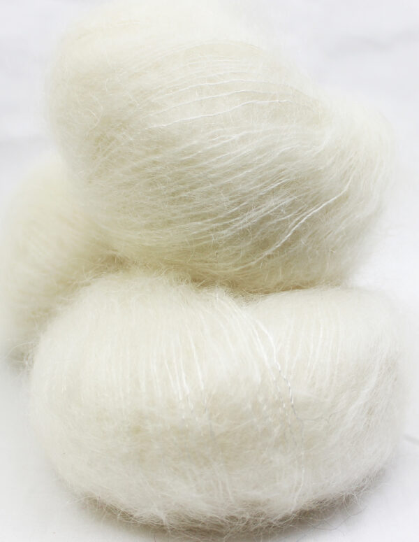 Pelote Mohair et Soie - ECRU 2 - Une Ferme à la Bassette
